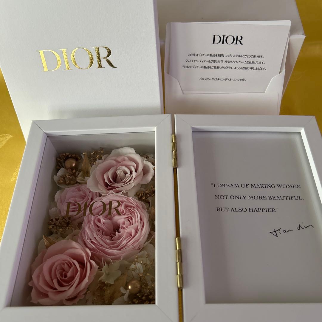 DIOR ノベルティ プリザーブドフラワー フォトフレーム - メルカリ