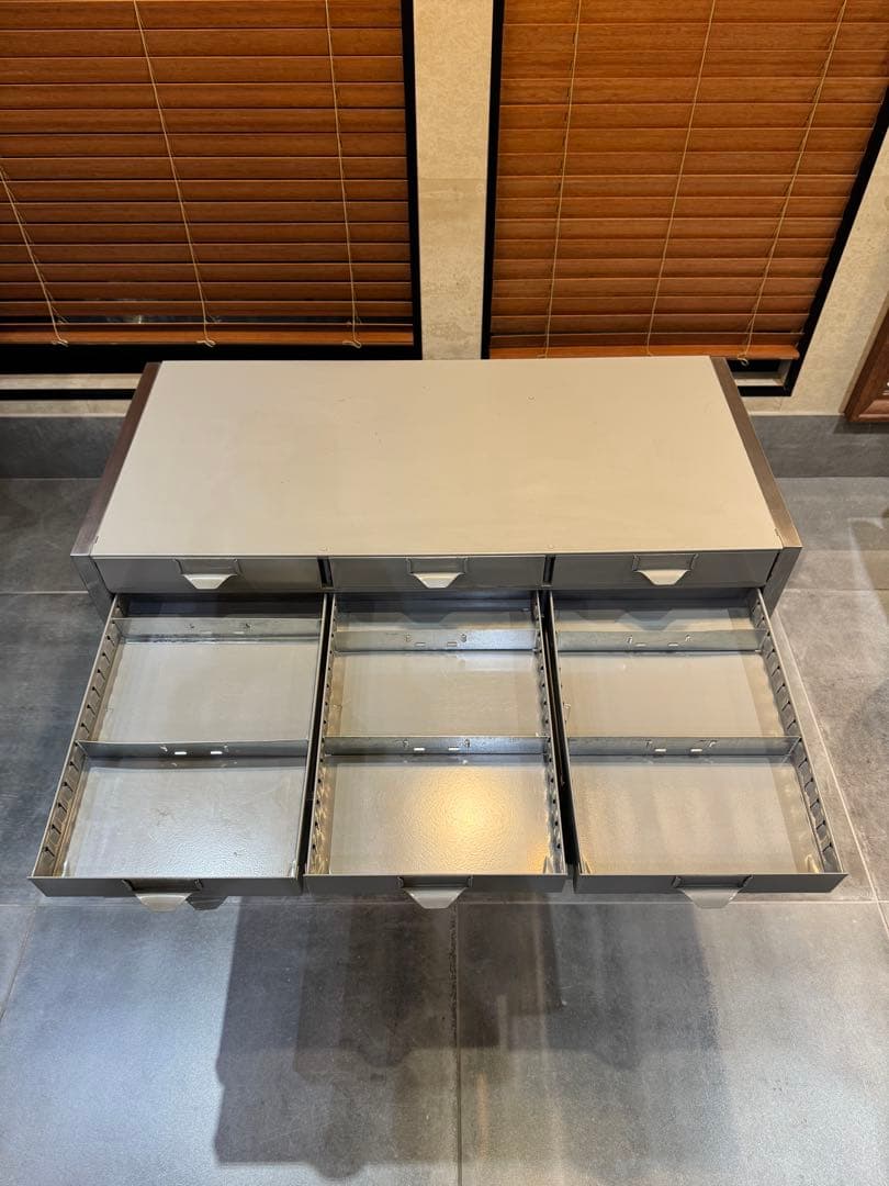 アメリカ　LYON スチールチェスト