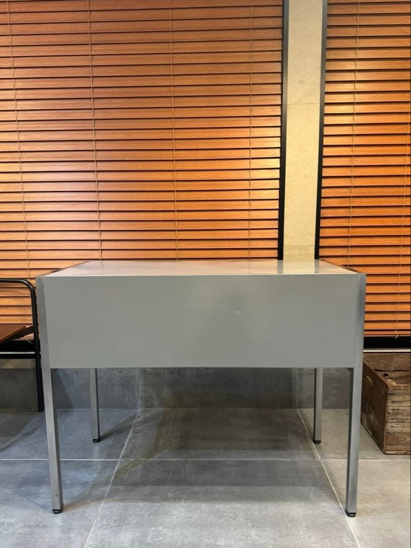 アメリカ　LYON スチールチェスト