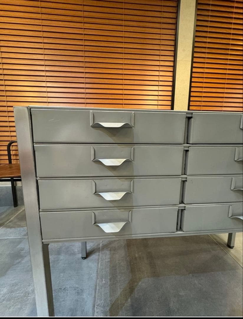 アメリカ　LYON スチールチェスト