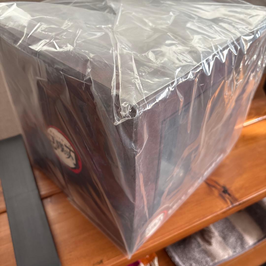 【新品未開封】 鬼滅の刃 上限の参 猗窩座 術式展開 破壊殺 羅針 1/8完成品