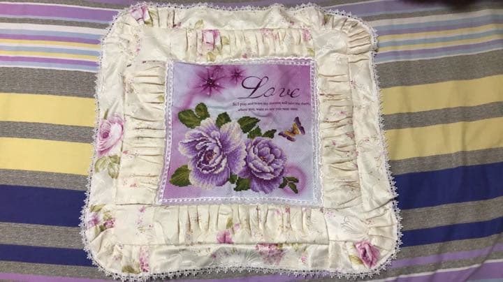 お洒落な刺繍入りクッションカバー(2枚セット)