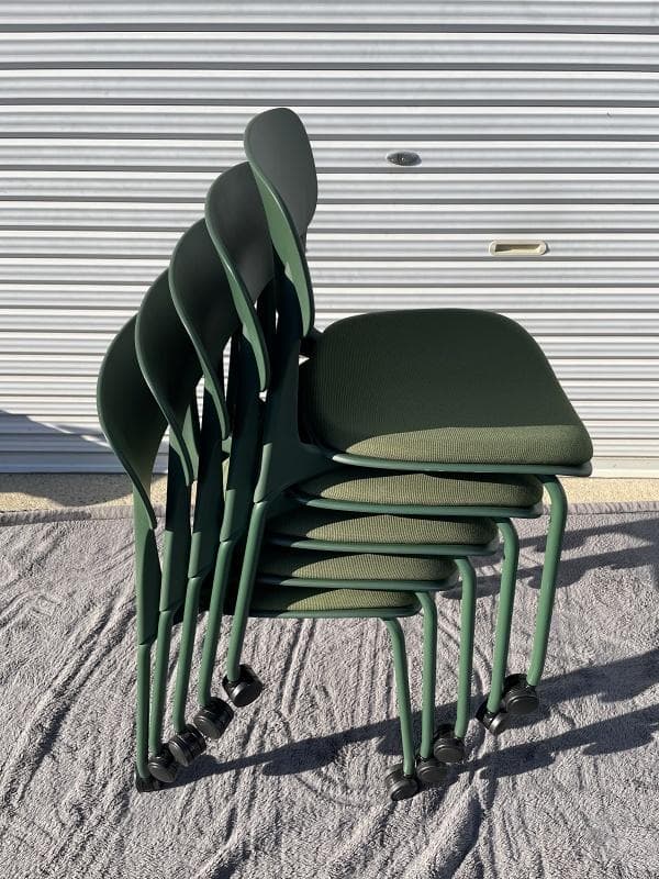 ①【美品】オカムラ 8124GL FPE5 5脚セット 座パッド・キャスター付