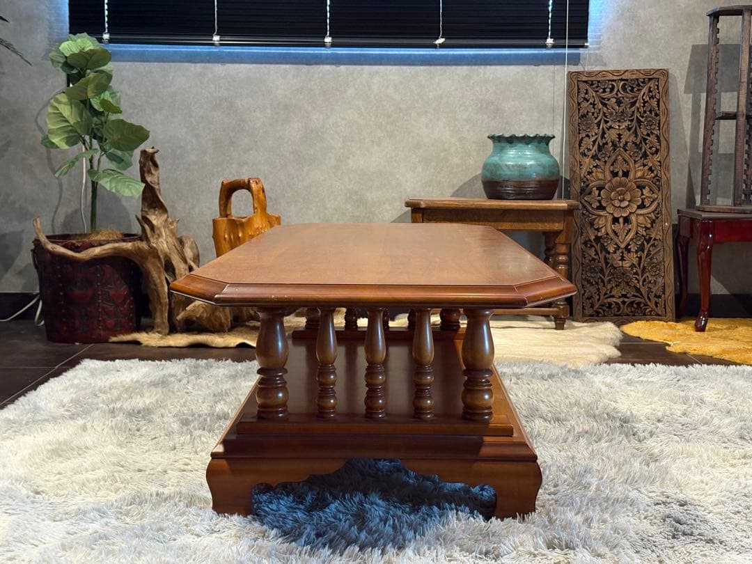 クラシック　横浜ダニエル　ローテーブル　センターテーブル　クーガー　YZ