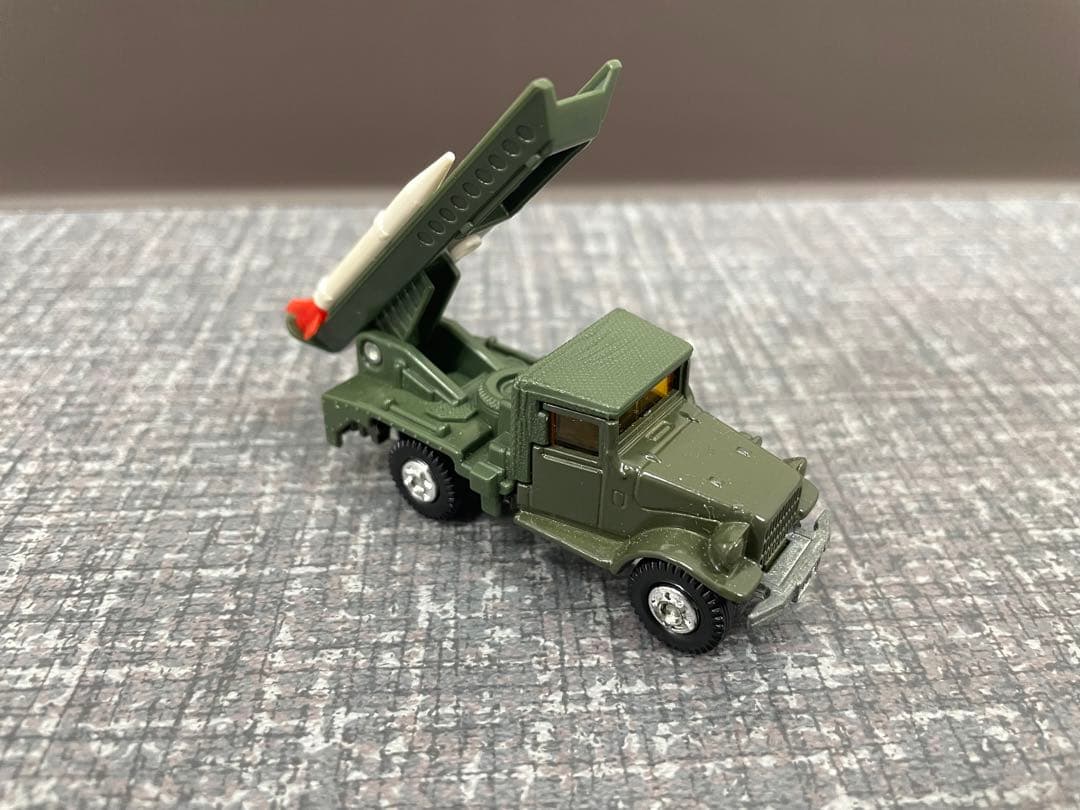 トミカ 77 トヨタ 自衛隊ロケット車 - メルカリ