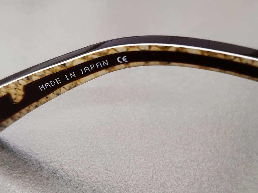 マツキマツシマメガネ