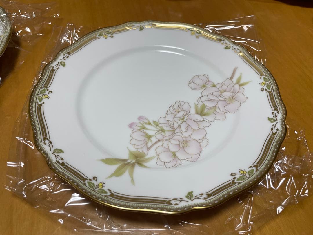 ノリタケ ガラコンテッサ サラダ皿 柄違い6枚