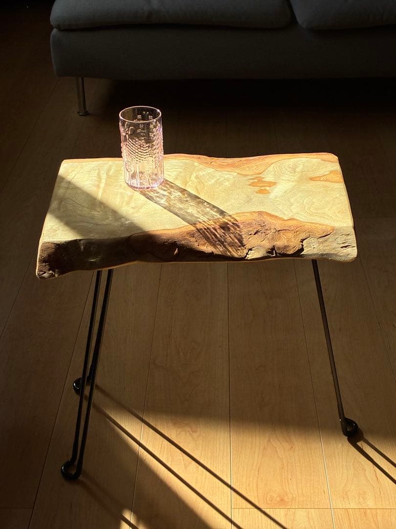 【極上の一枚】 国産楠（くすのき）無垢天然木一枚板サイドテーブル