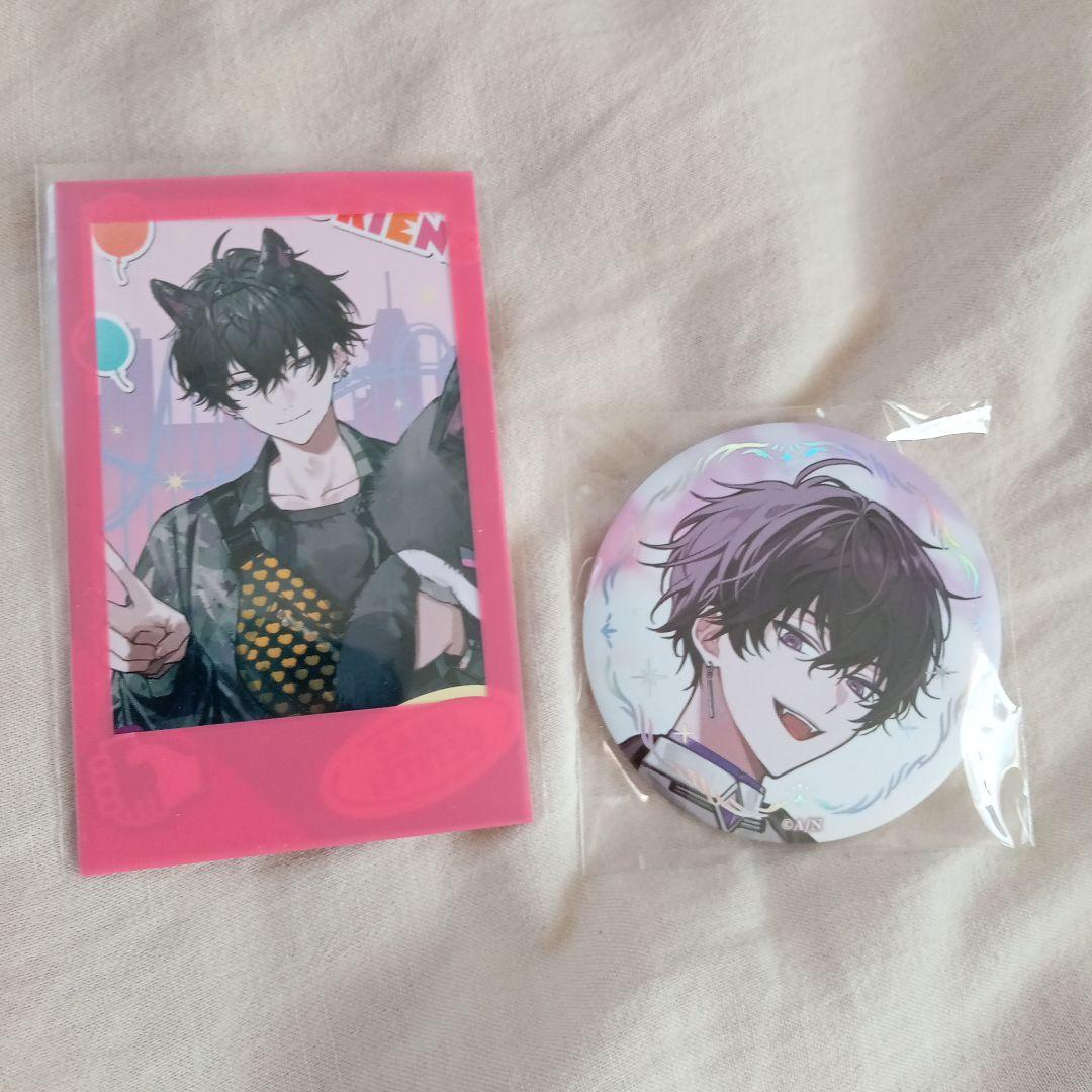 佐伯イッテツ おでかけオリエンスチェキ art缶バッジ - メルカリ