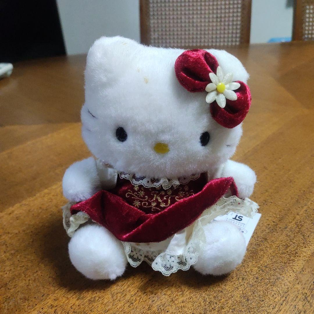 激レア ハローキティ ぬいぐるみ 赤いドレス 約15cm - メルカリ