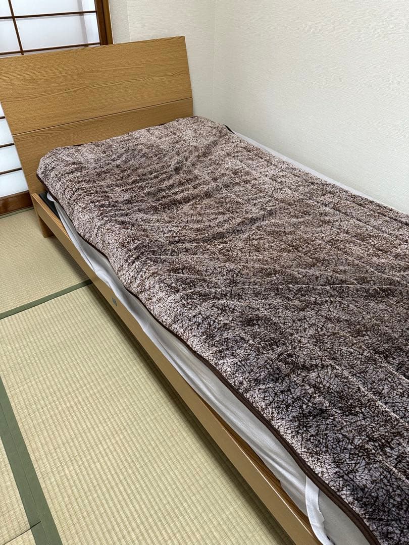 ベッドシングル