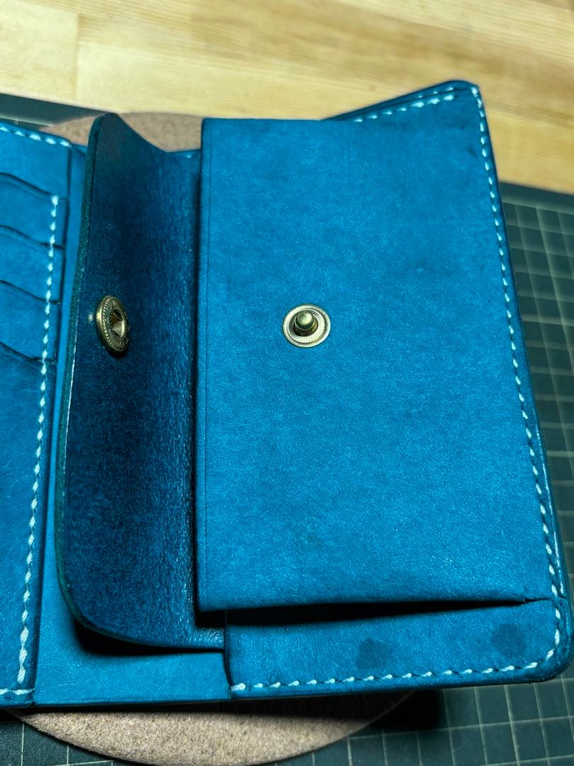 ミドルウォレット　イタリアンレザー　マルゴー　ターコイズ　ハンドメイド