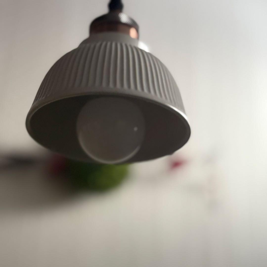 逆さ ペンダントライト　おしゃれ照明　ハンドメイド　ホワイト　シーリング　ライト