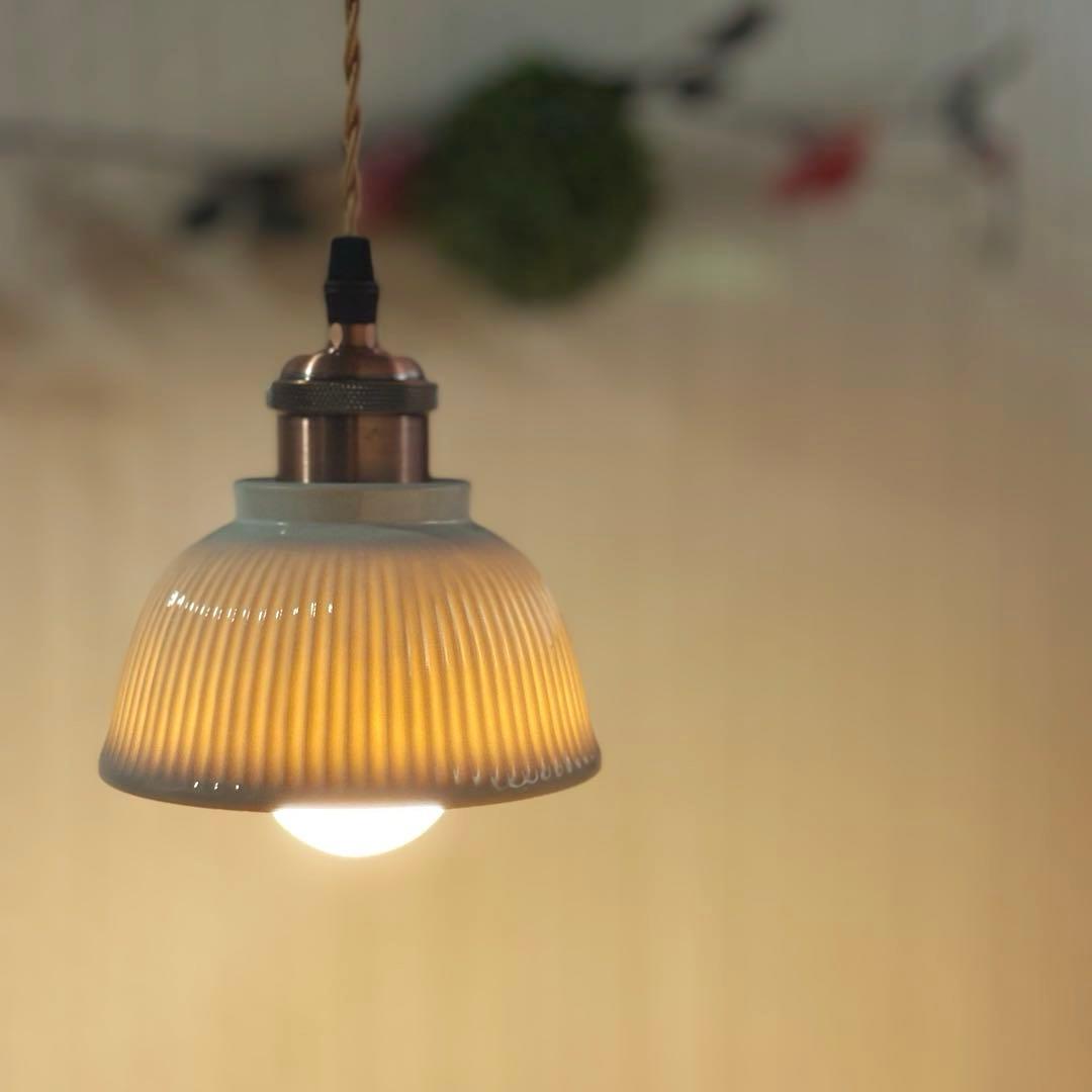 逆さ ペンダントライト　おしゃれ照明　ハンドメイド　ホワイト　シーリング　ライト