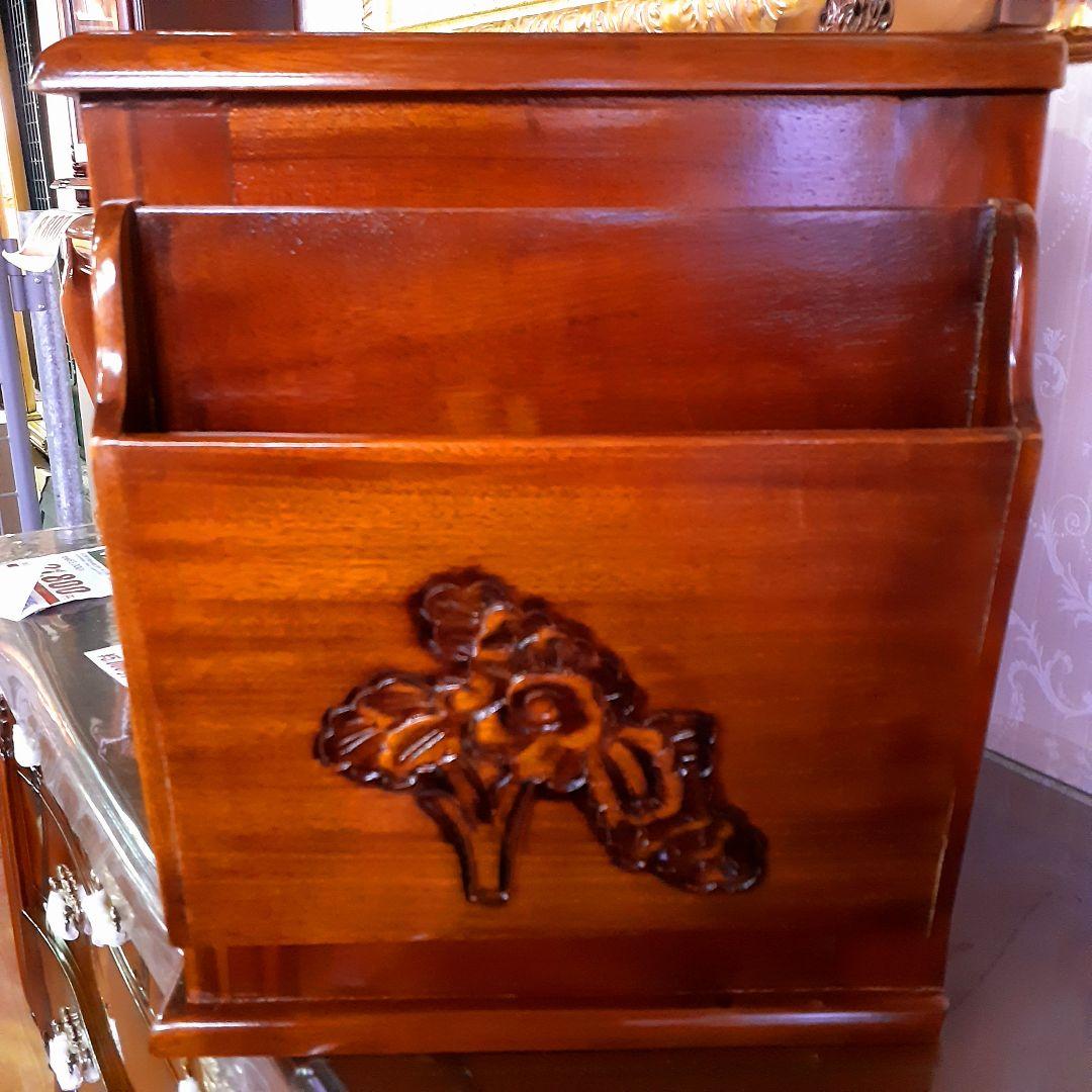 世界三大銘木　マホガニー仕様　カリブの宝『引き出し付マガジンラック』　手彫り彫刻