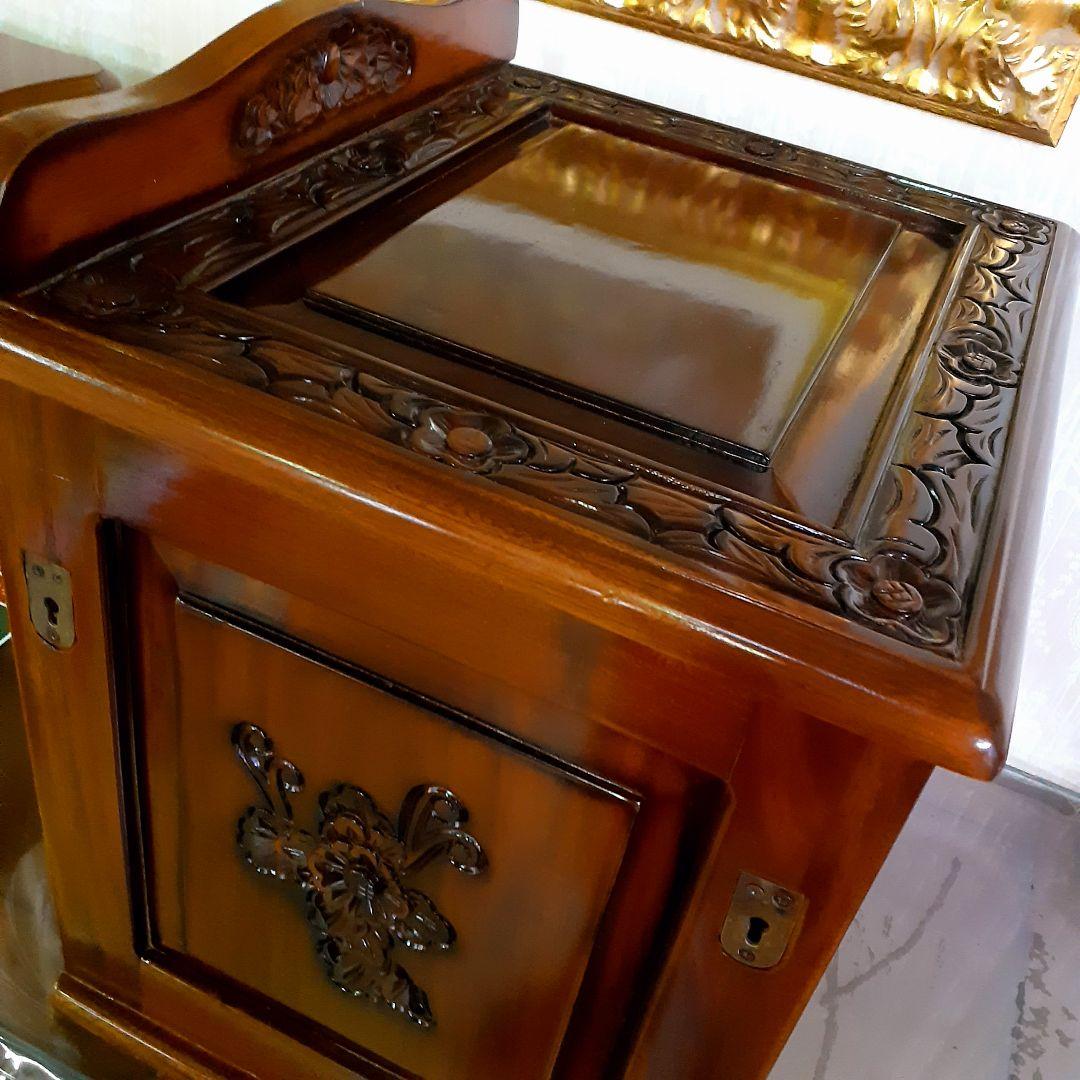 世界三大銘木　マホガニー仕様　カリブの宝『引き出し付マガジンラック』　手彫り彫刻