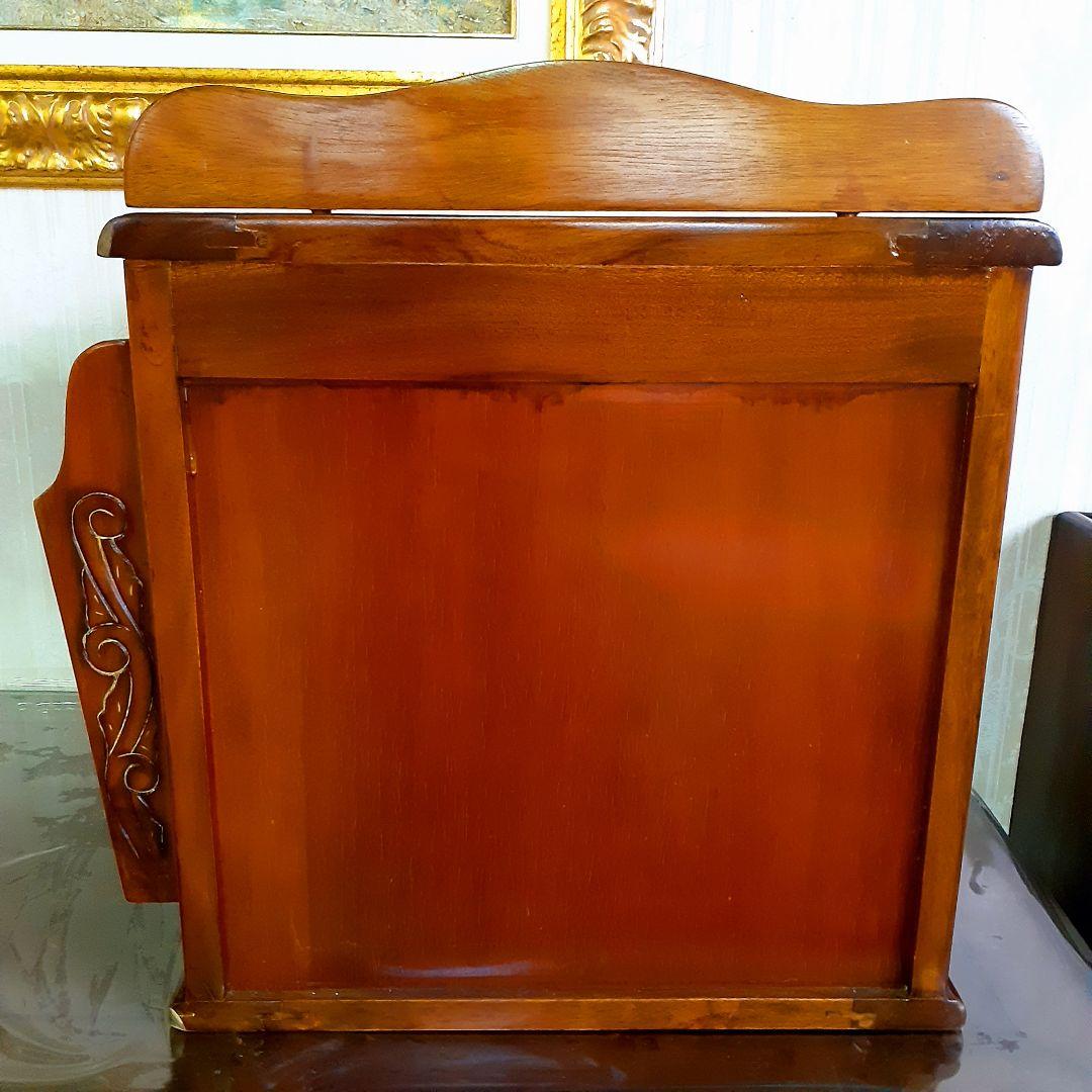 世界三大銘木　マホガニー仕様　カリブの宝『引き出し付マガジンラック』　手彫り彫刻