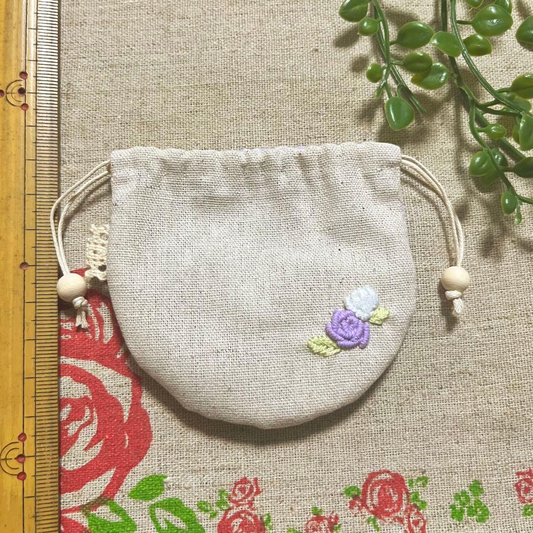 No.2304-18 手のひら巾着サシェ 香り袋 モロッカン＊紫 ローズ刺繍