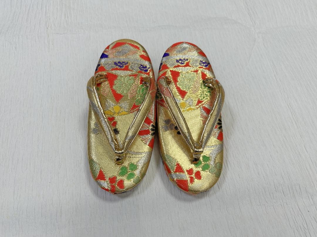 七五三セット　祝帯ペアセット　赤・黒　鞠　中サイズ　草履17cm　箱入り　②