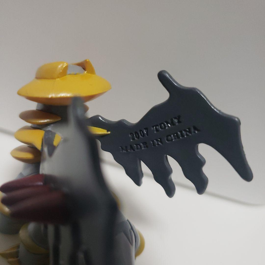 ギラティナ ポケモン フィギュア レトロ レア モンコレ TOMY 色違い 昔