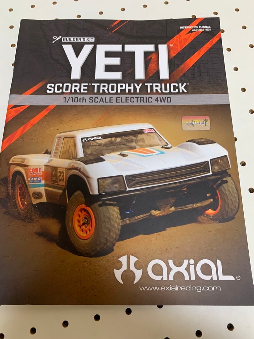 ホビーラジコン 1/10 axial yeti score 6s costom