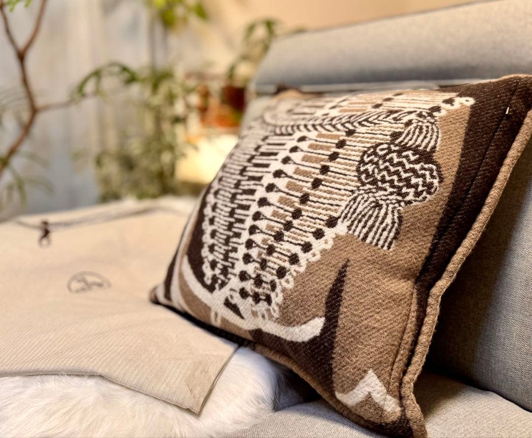 HERMES エルメス ブランデンブルク エコルセ クッション