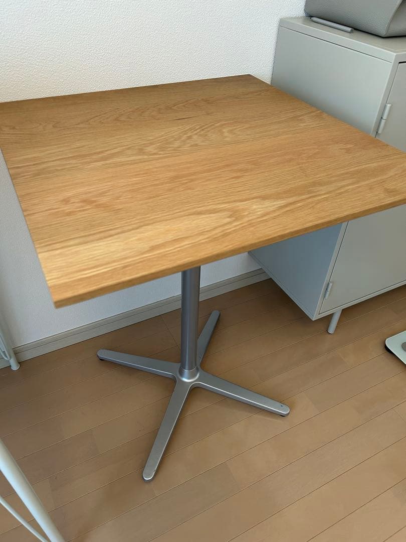 BetterLife&Vibes 60cm×60cm カフェテーブル 無垢オーク