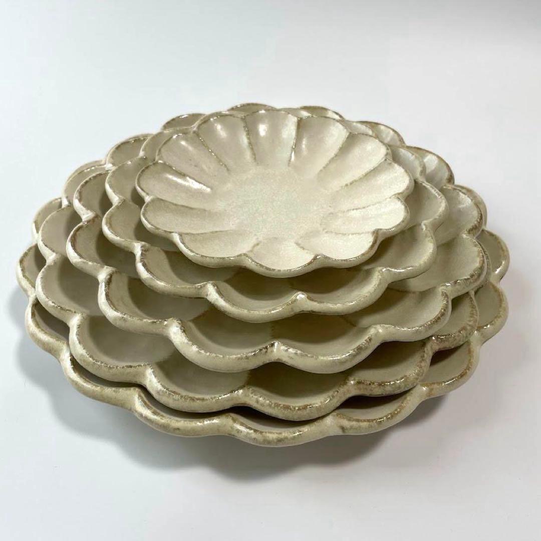 【５枚セット】美濃焼　リンカ　輪花　白練　カネコ小兵製陶所　小皿　大皿　中皿