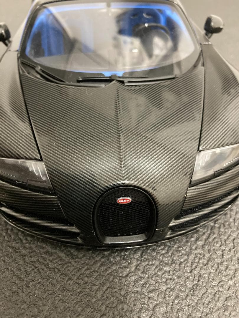 1/18 オートアート ブガッティ ヴェイロン スーパースポーツ カーボン