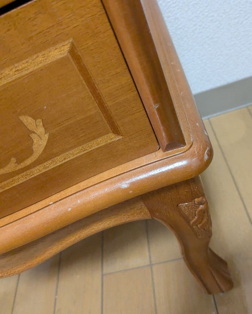 サイドチェスト　象嵌　猫足