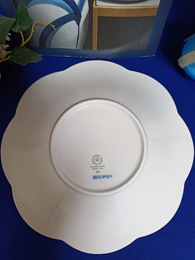 最終価格 新品【ロイヤルコペンハーゲン】プリンセス ペタルボウル 25.5cm