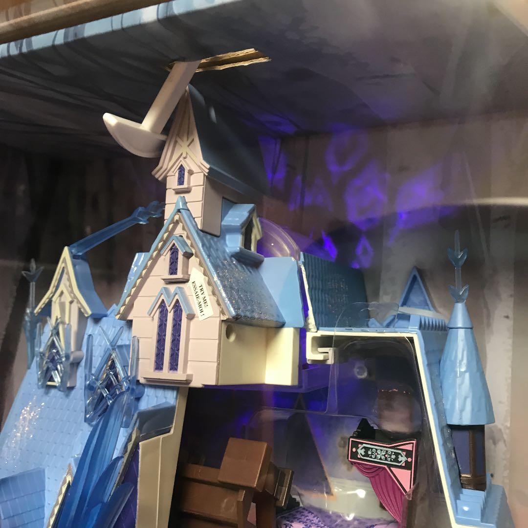 アナと雪の女王2 アレンデール城 ディズニーストア - メルカリ