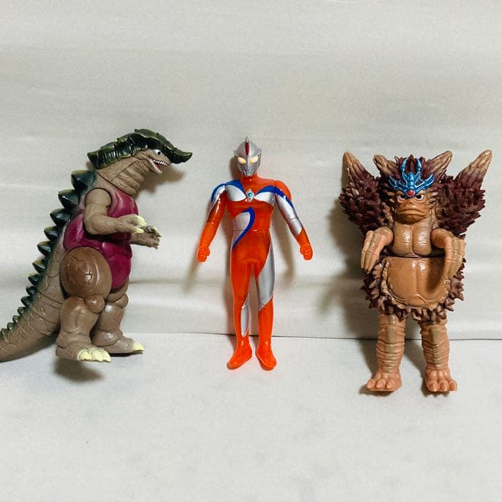 ウルトラマンコスモス 空からのプレゼントセット - メルカリ