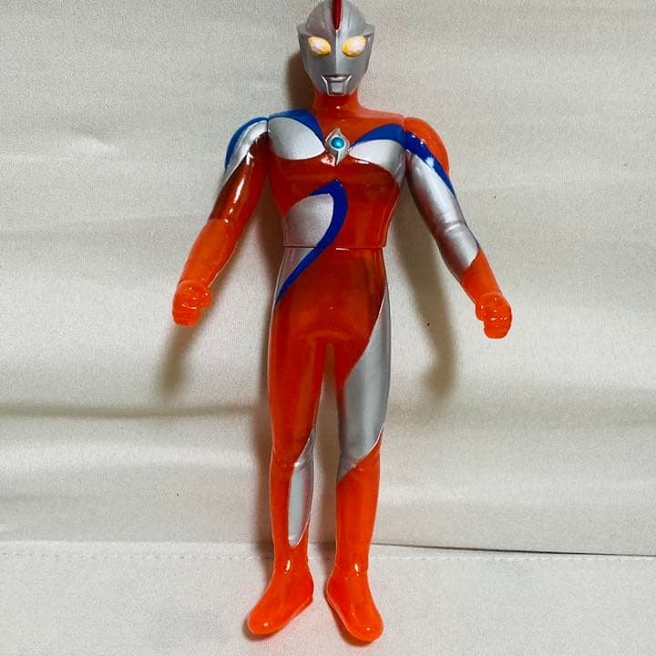 ウルトラマンコスモス 空からのプレゼントセット - メルカリ