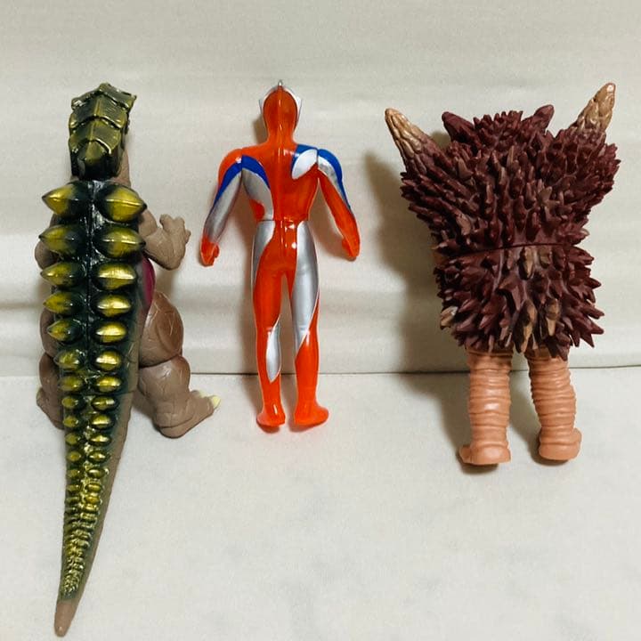 ウルトラマンコスモス 空からのプレゼントセット - メルカリ