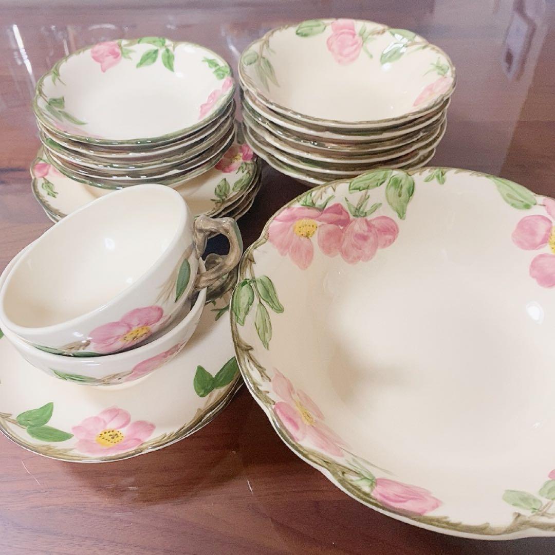 Franciscan Rose Pattern 皿とピッチャーセット