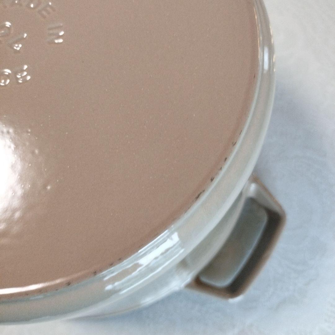 STAUB 両手鍋 ベージュ 約24cm