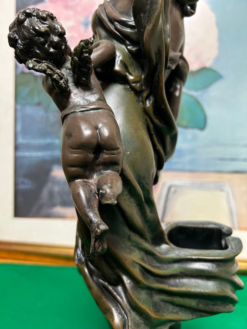 ブロンズ像　女神と天使を持つ置物