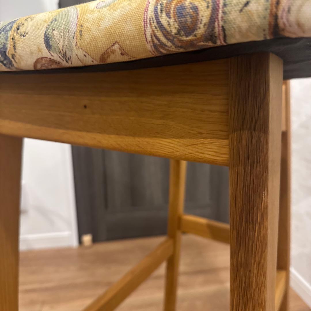 ナチュラルウッド バースツール 花柄クッション　飛騨産業