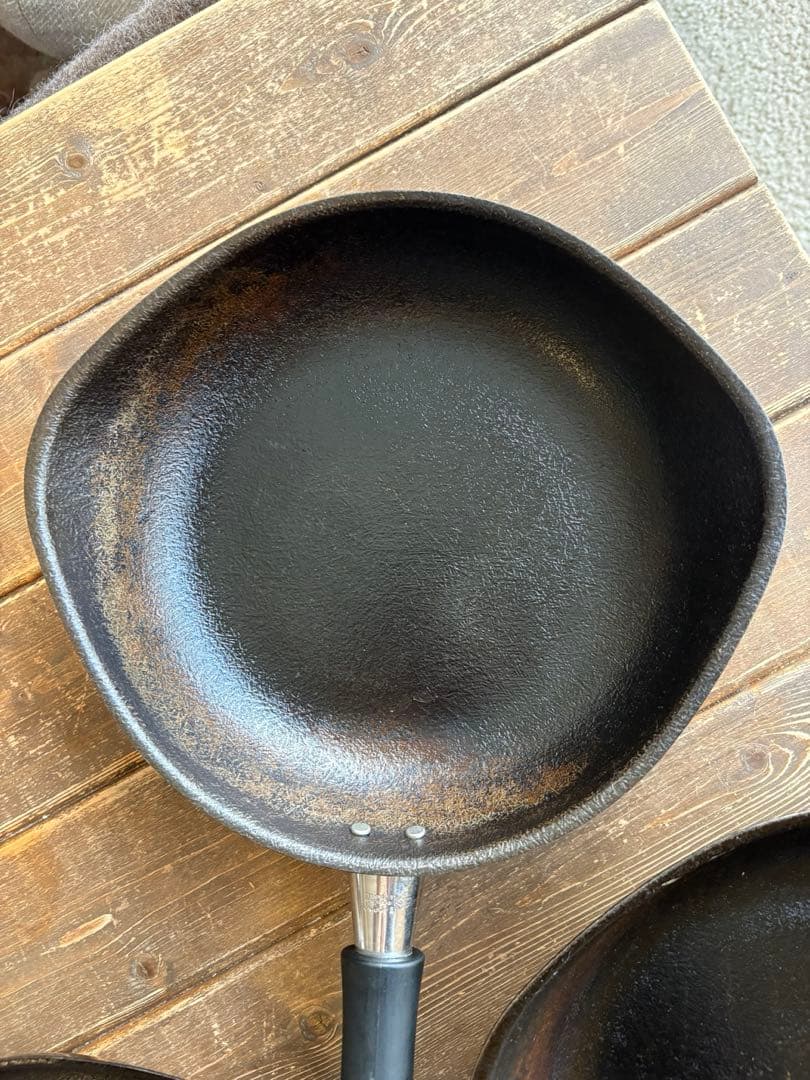 柳宗理フライパン　18cm.22cm.25cm