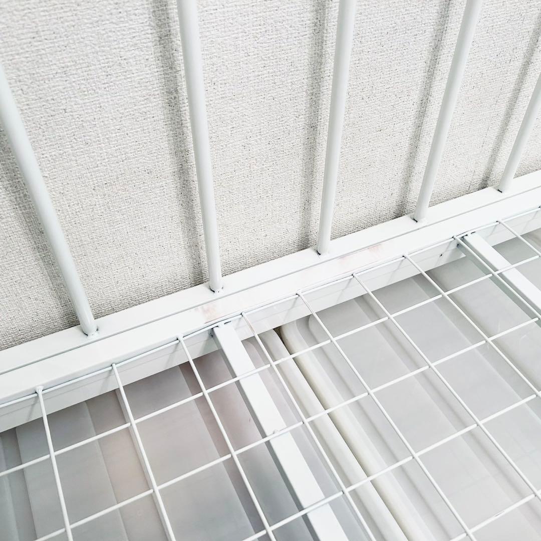 ロートアイアン　ベッドフレーム　シングル　ソファ型　白