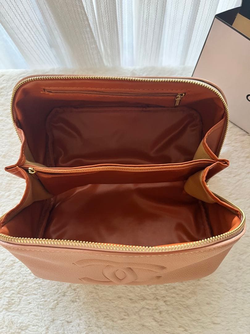 CHANEL ピンク レザー コスメポーチ ノベルティー レア