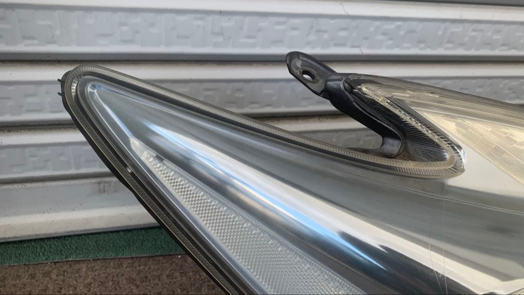 中古 トヨタ 純正 プリウス 《 ZVW30 》 右ヘッドライト Koito