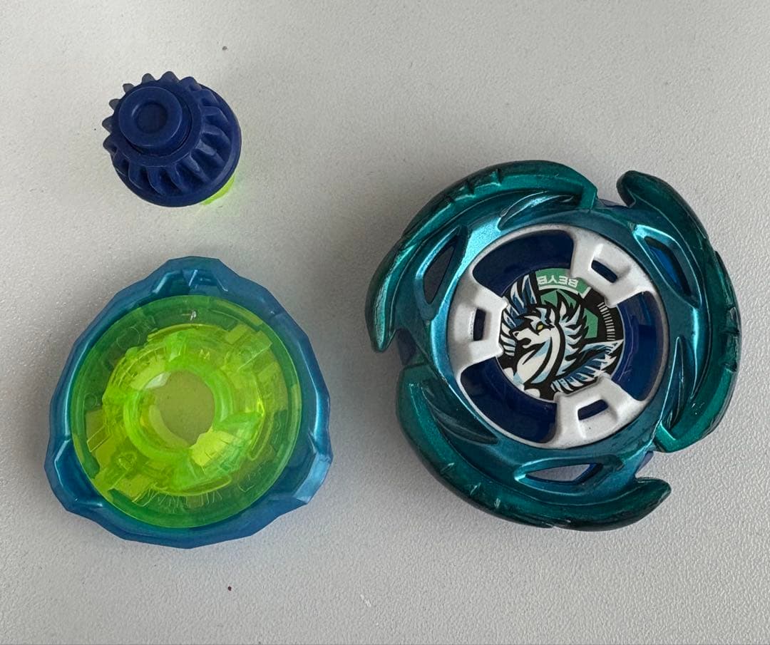 ベイブレードX エアロペガサス 中古品 37.74g その2 ちょい傷 - メルカリ