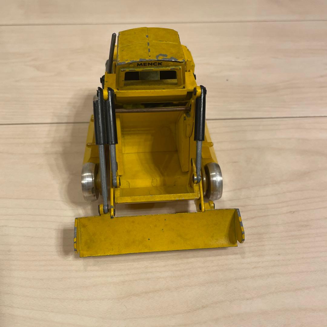 建機ミニチュアNZG 50/1 スケールモデル スクレープドーザ (メンク