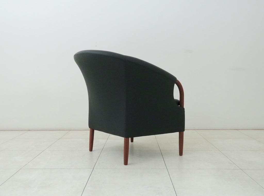 デンマーク NIELAUS&JEKI MOBLER 1人掛けソファ 本革×チーク