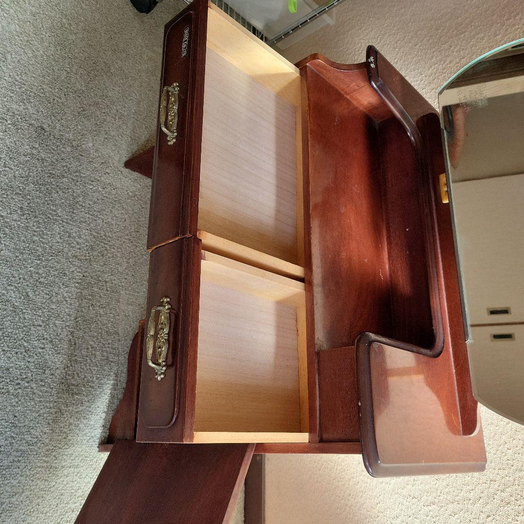 木製ドレッサー アーチ型鏡付き