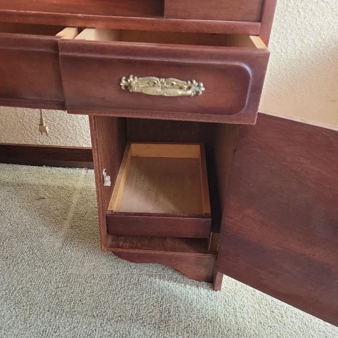 木製ドレッサー アーチ型鏡付き