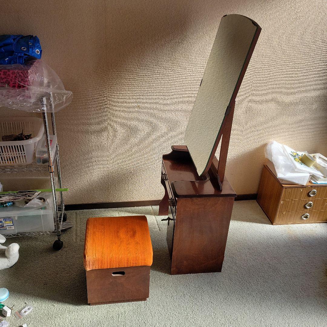 木製ドレッサー アーチ型鏡付き