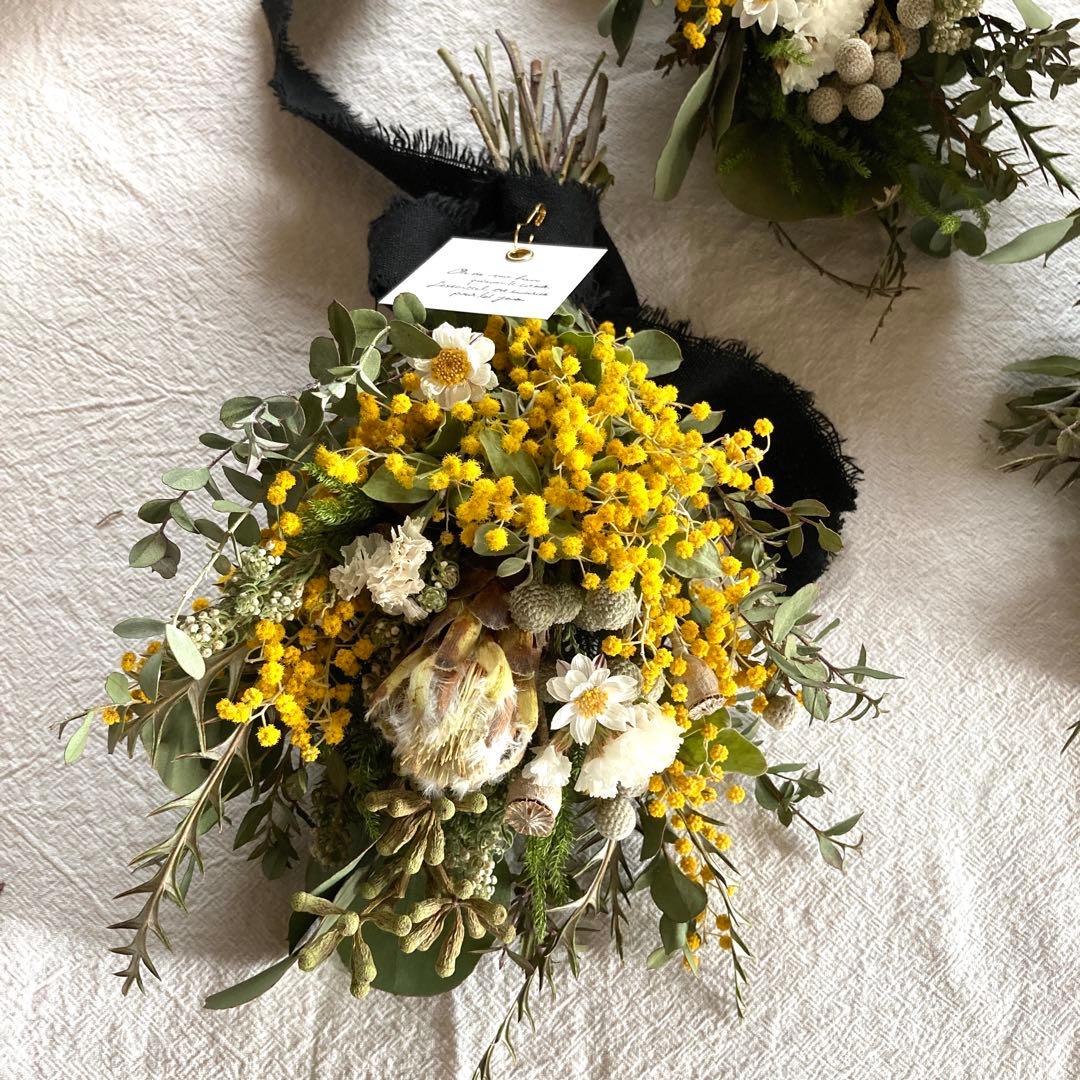 ●売却済● パールアカシアとプロテアのスワッグ　2個(約28cm、23cm)